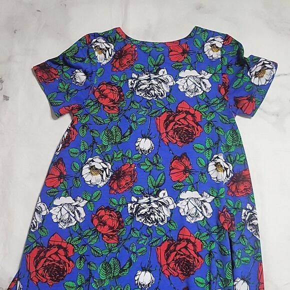 LulaRoe Carly Red/White Rose Print - Picture 4 of 4
